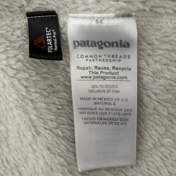 Patagonia Women’s Full Zip Fleece Jacket in Pearl - White X-Dye, Size X-Small - Picture 7 of 9